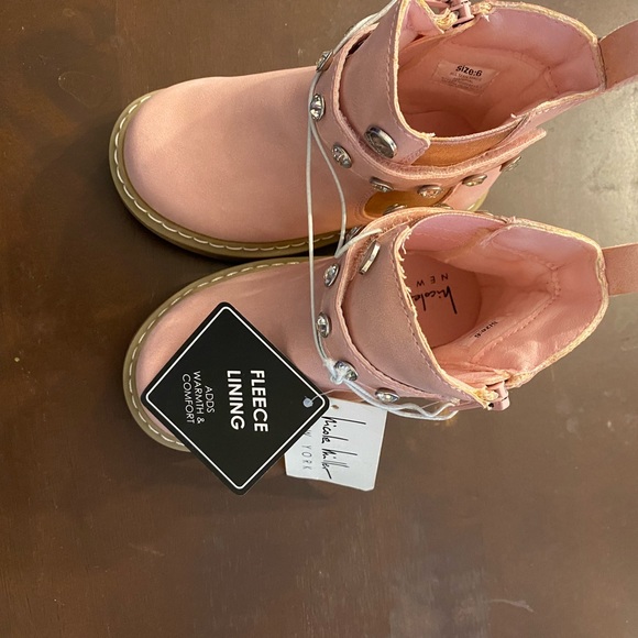 Sz 6 toddler suede pink/sequin boots Fleece-lined! New with tag! - Picture 4 of 4